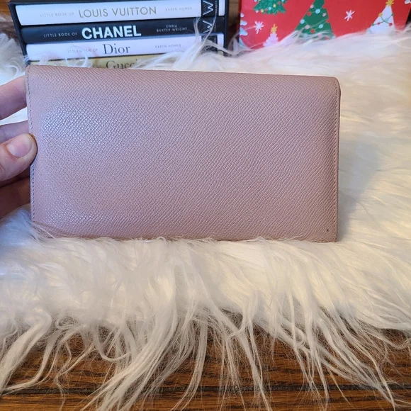 BVLGARI Dusty Rose Pink Leather Authentic Logo Long Bifold Wallet
